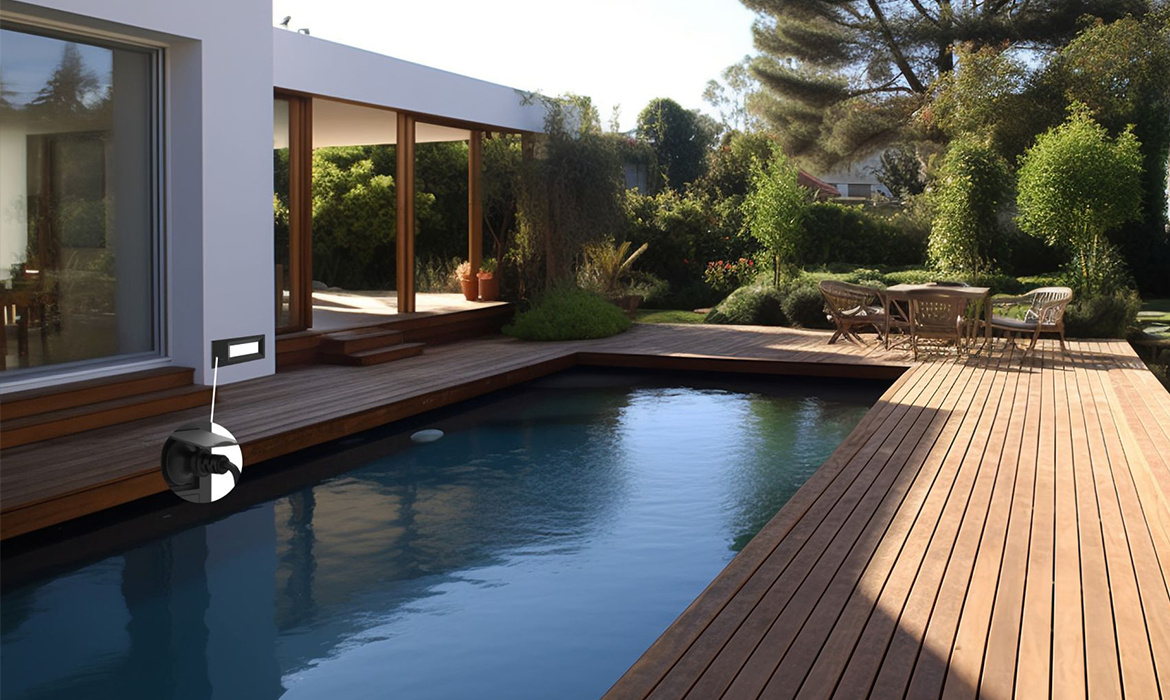 Recessed luminaires