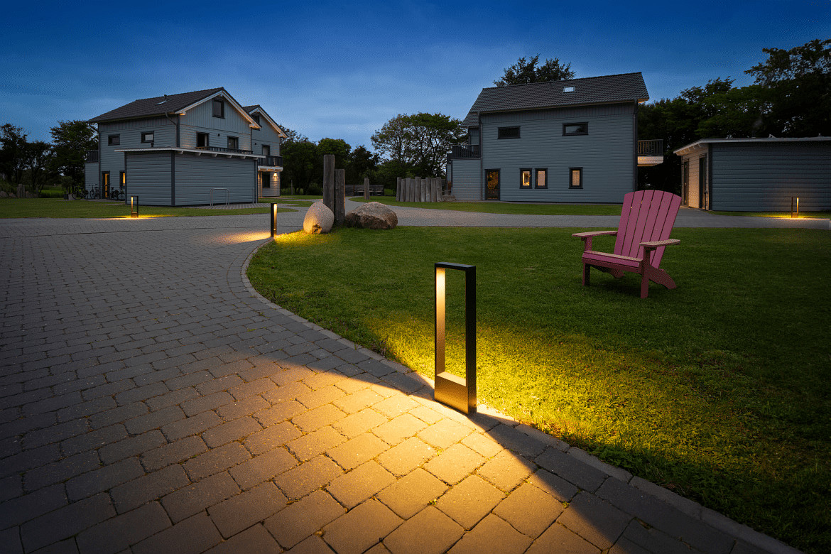 SLV Udendørs stativlampe FLATT II 62 PHASE down, havluftbestandig IP65, sort, lakeret dæmpbar SLV Udendørs stativlampe FLATT II 62 PHASE down, havluftbestandig IP65, sort, lakeret dæmpbar