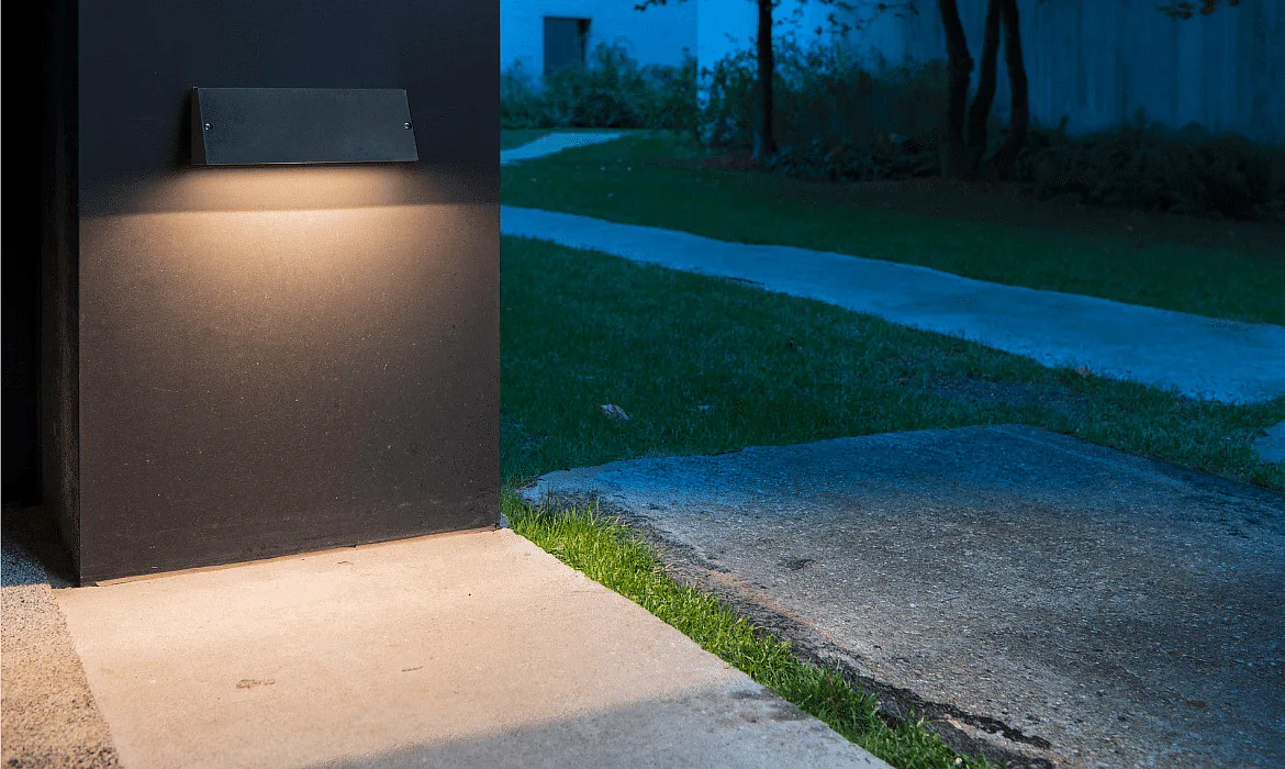 SLV LED Væglampe PEMA® Outdoor,16W, 1260/1400lm, CCT switch 3000/4000K, hvid SLV LED Væglampe PEMA® Outdoor,16W, 1260/1400lm, CCT switch 3000/4000K, hvid