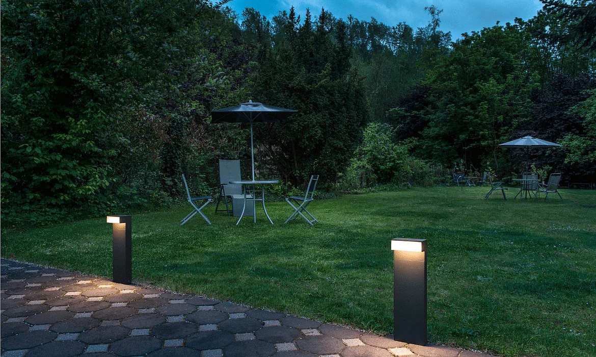 SLV LED Udendørslampe L-LINE OUT FL Pole LED Standerlampe, vandret, CCT switch, 3000/4000K, 490/530lm, IP65, antracit, 50cm SLV LED Udendørslampe L-LINE OUT FL Pole LED Standerlampe, vandret, CCT switch, 3000/4000K, 490/530lm, IP65, antracit, 50cm