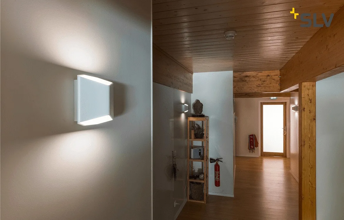 SLV LED Væglampe CARISO 2, 7,6W, COB LED, 3000K, hvid SLV LED Væglampe CARISO 2, 7,6W, COB LED, 3000K, hvid