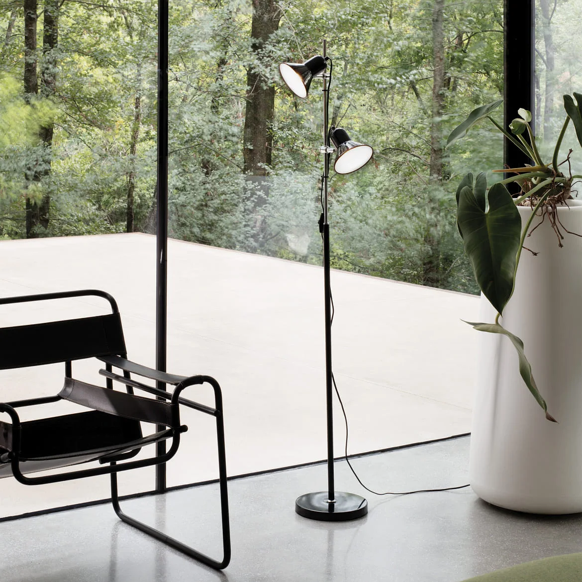 Ideal Lux Standerlampe POLLY PT2, 2-flammer, E27, sort Ideal Lux Standerlampe POLLY PT2, 2-flammer, E27, sort