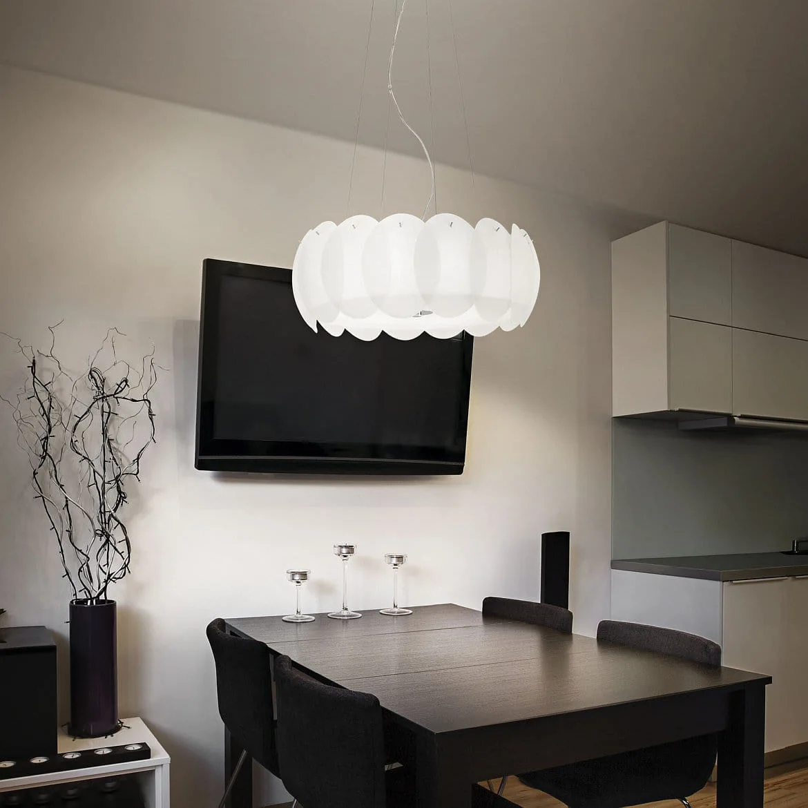 Ideal Lux Pendel OVALINO SP5, 5-flammer, E27, hvid Ideal Lux Pendel OVALINO SP5, 5-flammer, E27, hvid