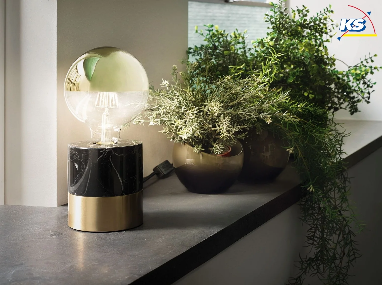 Paulmann LED Deco Globe G95 Top mirrored Lamp GOLD, 230V, E27, 6.5W 2700K 600lm, dimmable Paulmann LED Deco Globe G95 Top mirrored Lamp GOLD, 230V, E27, 6.5W 2700K 600lm, dimmable