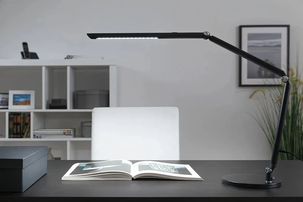 Paulmann Bordlampe FLEXBAR CCT Switch, justerbar, med touch-dæmper IP20, sort dæmpbar Paulmann Bordlampe FLEXBAR CCT Switch, justerbar, med touch-dæmper IP20, sort dæmpbar