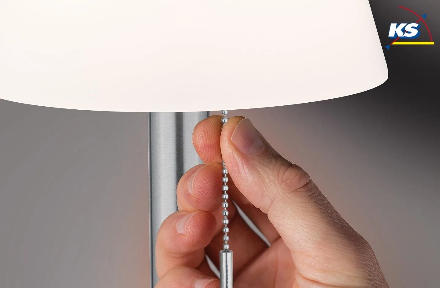 Paulmann Solar bordlampe LILLESOL med batteri, med træk-koblingskæde IP44, rustfrit stål dæmpbar Paulmann Solar bordlampe LILLESOL med batteri, med træk-koblingskæde IP44, rustfrit stål dæmpbar