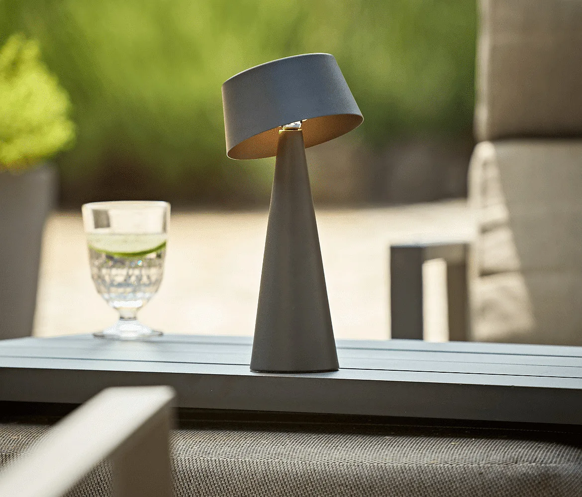 SIGOR Batteri bordlampe SOLINO IP44, grafit grå dæmpbar SIGOR Batteri bordlampe SOLINO IP44, grafit grå dæmpbar