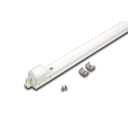 Compact linear luminaire (long field) SlimLite CS HE, 119.5cm, 28W, with splinterguard cover (plexiglas)