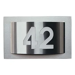 Husnummer lys Type nr. 6002, IP44, 32 x 20 x 10cm, til 1x 2G7, TC-SEL 5/7W, rustfrit stål / Opalglas, individuelt laser