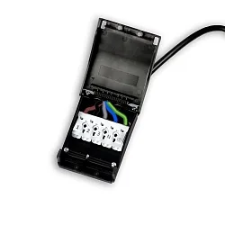 forbindelsesboks 0,5-2,5MM², MAX. 450V/16A 5-polet, kablet gennem, sort