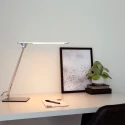 Steinhauer Bordlampe SERENADE drejelig, CCT Switch, vipbar, med touch-dæmper IP20, stål børstet dæmpbar