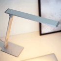 Steinhauer Bordlampe SERENADE drejelig, CCT Switch, vipbar, med touch-dæmper IP20, stål børstet dæmpbar