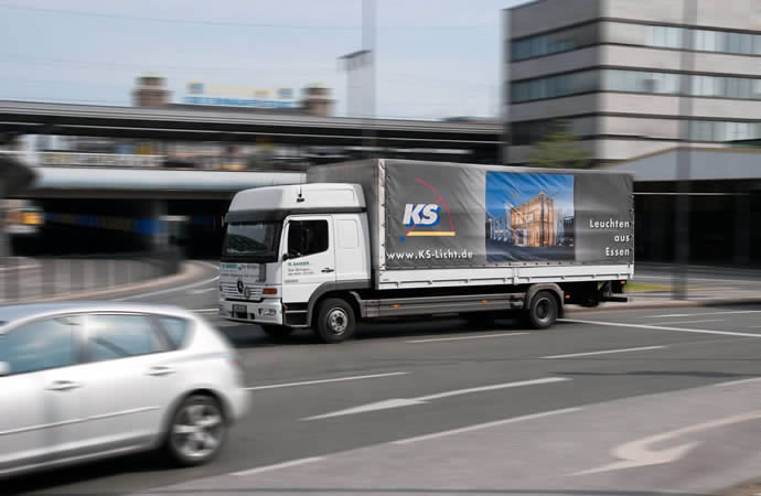 KS Delivery service: Luminaires from Essen